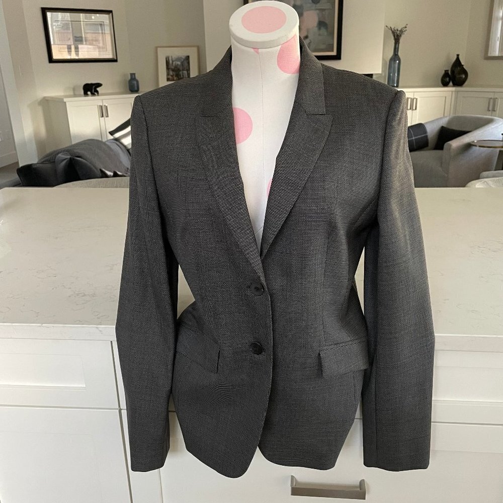 Hugo Boss Julea1 2 Button Notch Collar Virgin Wool Lined Blazer Grey + Blk Sz 6